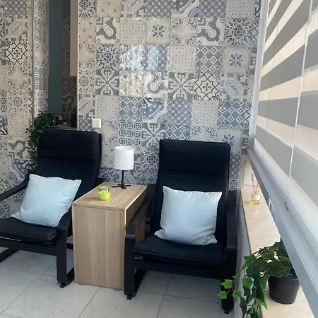 Modern And Bright By Marina Apartment