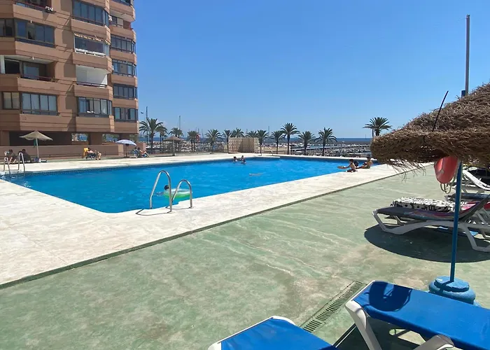 Modern And Bright By Marina Appartement *